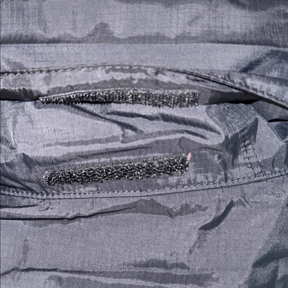 The North Face HYVENT Jacket Raincoat - Picture 9 of 17